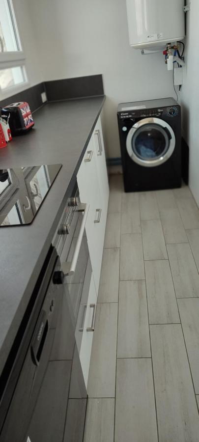 Appartement 83 M2, 4 Lits , 5 Pers, 100 M De La Gare, Confortable Et Lumineux Le Havre Exterior photo