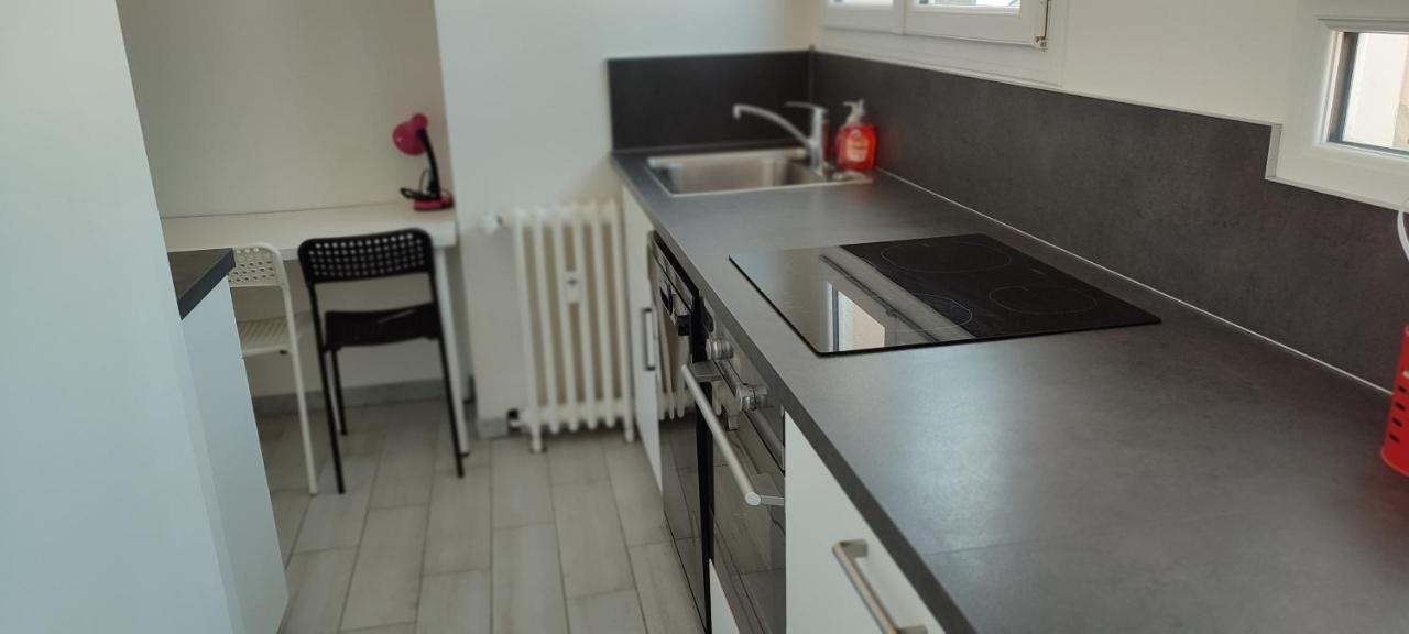 Appartement 83 M2, 4 Lits , 5 Pers, 100 M De La Gare, Confortable Et Lumineux Le Havre Exterior photo